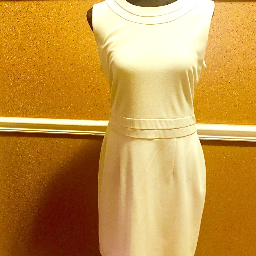 Banana Republic cream shift dress